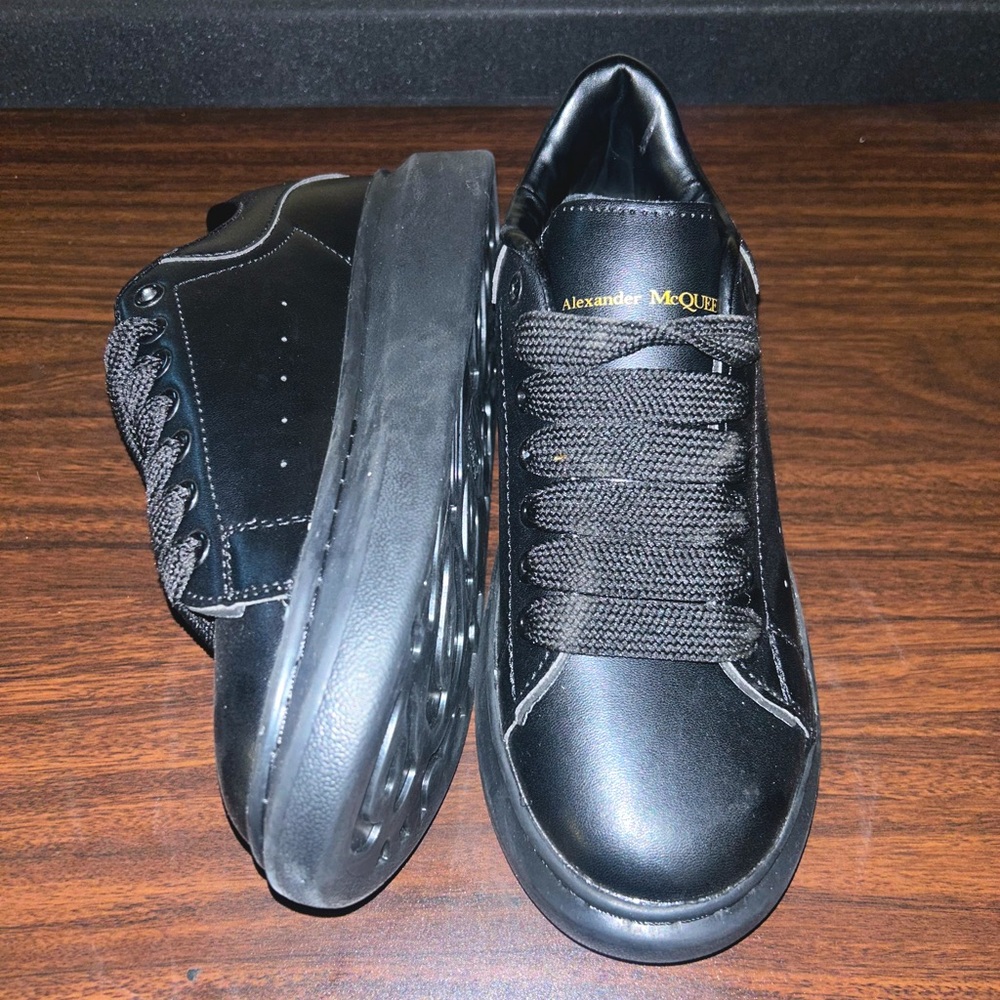 Triple Black Alexander McQueen